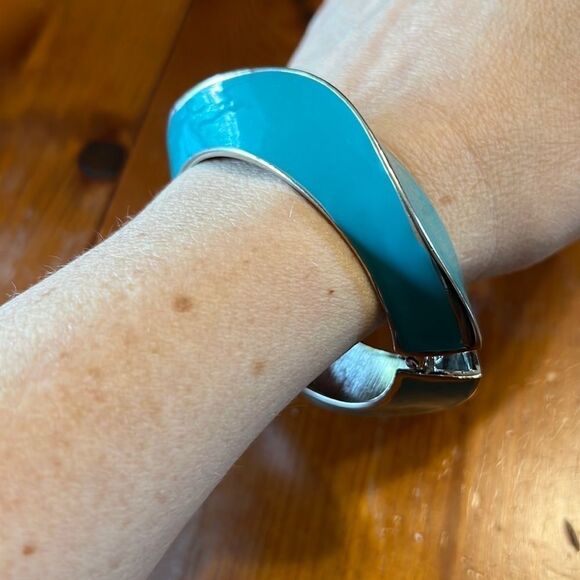 Bundle 3 for $15 Blue Green and Silver-tone Hinge Bracelet - Picture 9 of 11